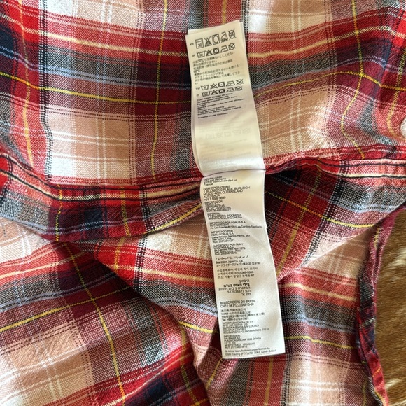 Emerson Flannel Shirt
RVCA size small in the color chilie - Picture 8 of 11